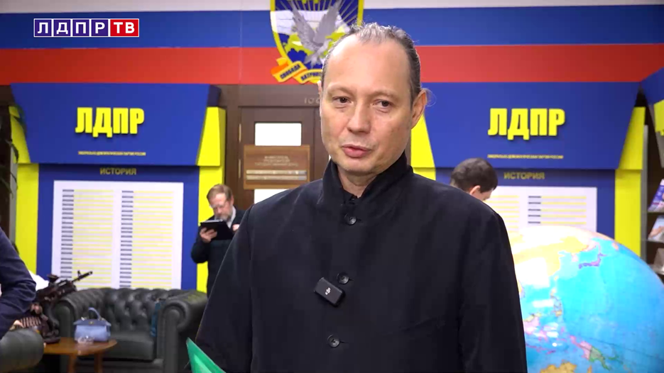 ЛДПР создает социальные лифты для молодых ученых! 